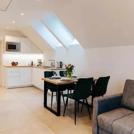 Apart Home Raba Wyzna Apartment