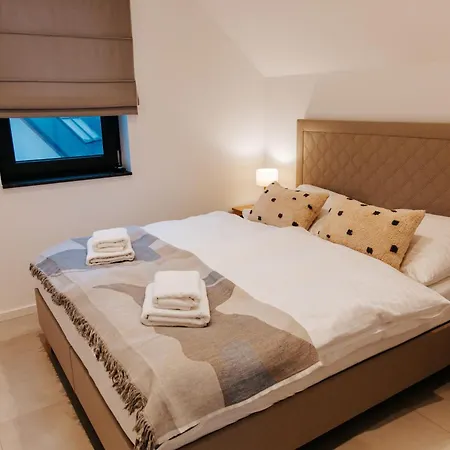 Apartment Apart Home Raba Wyzna *