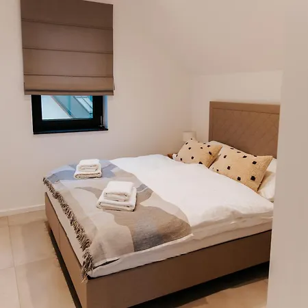 Apart Home Raba Wyzna Apartment