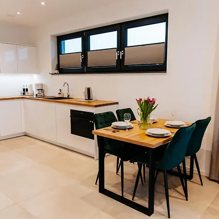 Apartament I Strefa Grilla I Relaksu Raba Wyzna