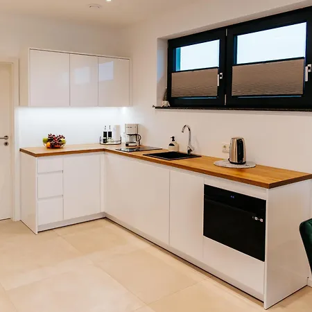 Apart Home Raba Wyzna Apartment *